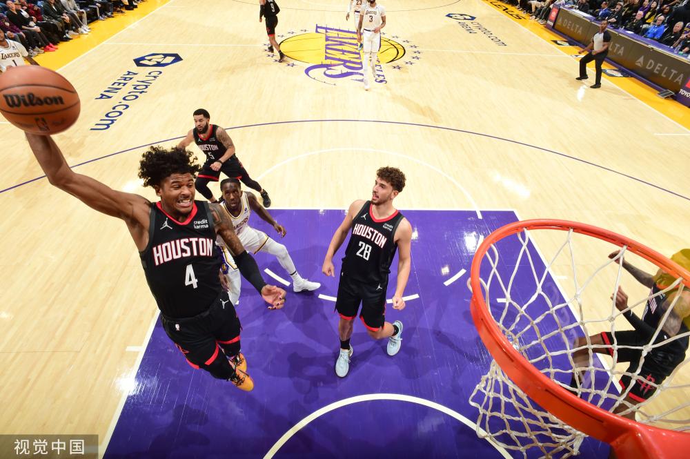 随着转会窗 随着转会窗